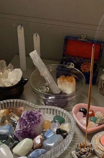 Кристаллы для знаков зодиака Весов, Скорпиона, Стрельца